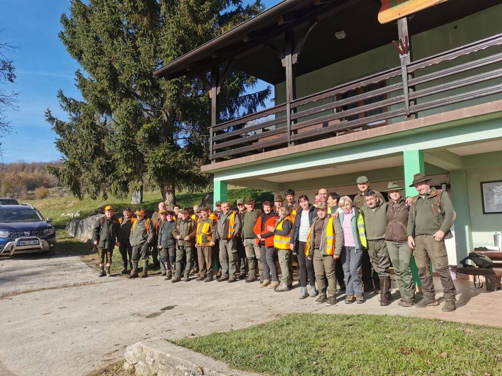 LOV Z ŽENAMI IN PARTNERKAMI